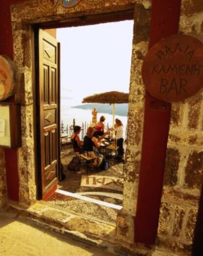 Terraza del restaurante Patio, en la isla griega de Santorini.
