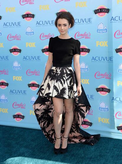 Lily Collins de Fausto Puglisi.