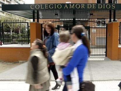 El colegio condenado en una fotograf&iacute;a de 2011.