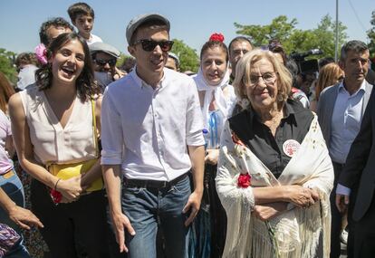 Desde la izquierda, la portavoz del Ayuntamiento de Madrid, Rita Maestre; el candidato de Mas Madrid a la Comunidad de Madrid, Íñigo Errejón, y la alcaldesa y candidata de Más Madrid, Manuel Carmena.