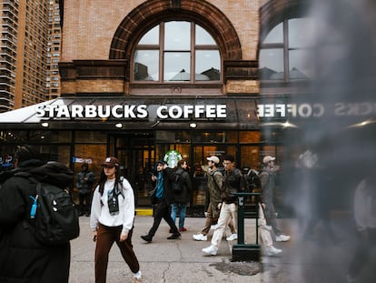 Una cafetería Starbucks en Nueva York (EE UU), el 30 de enero.