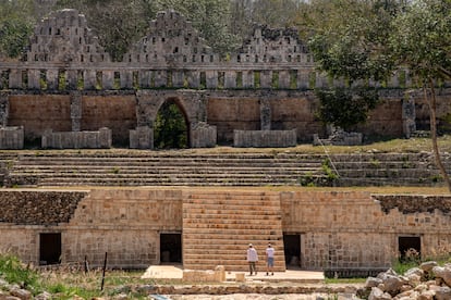 El Palomar en la zona arqueológica de Uxmal, Yucatán