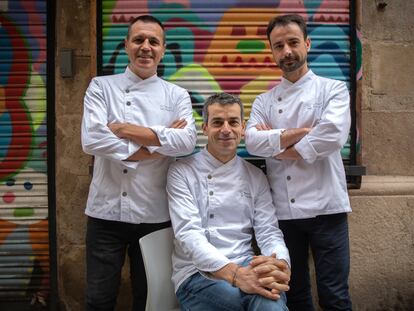 Oriol Castro, Mateu Casañas y Eduard Xatruch, cocineros y propietarios de Disfrutar Barcelona.