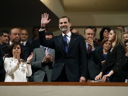 Los Reyes, junto a Soraya S&aacute;enz de Santamar&iacute;a y Juan Ignacio Zoido, en el acto.