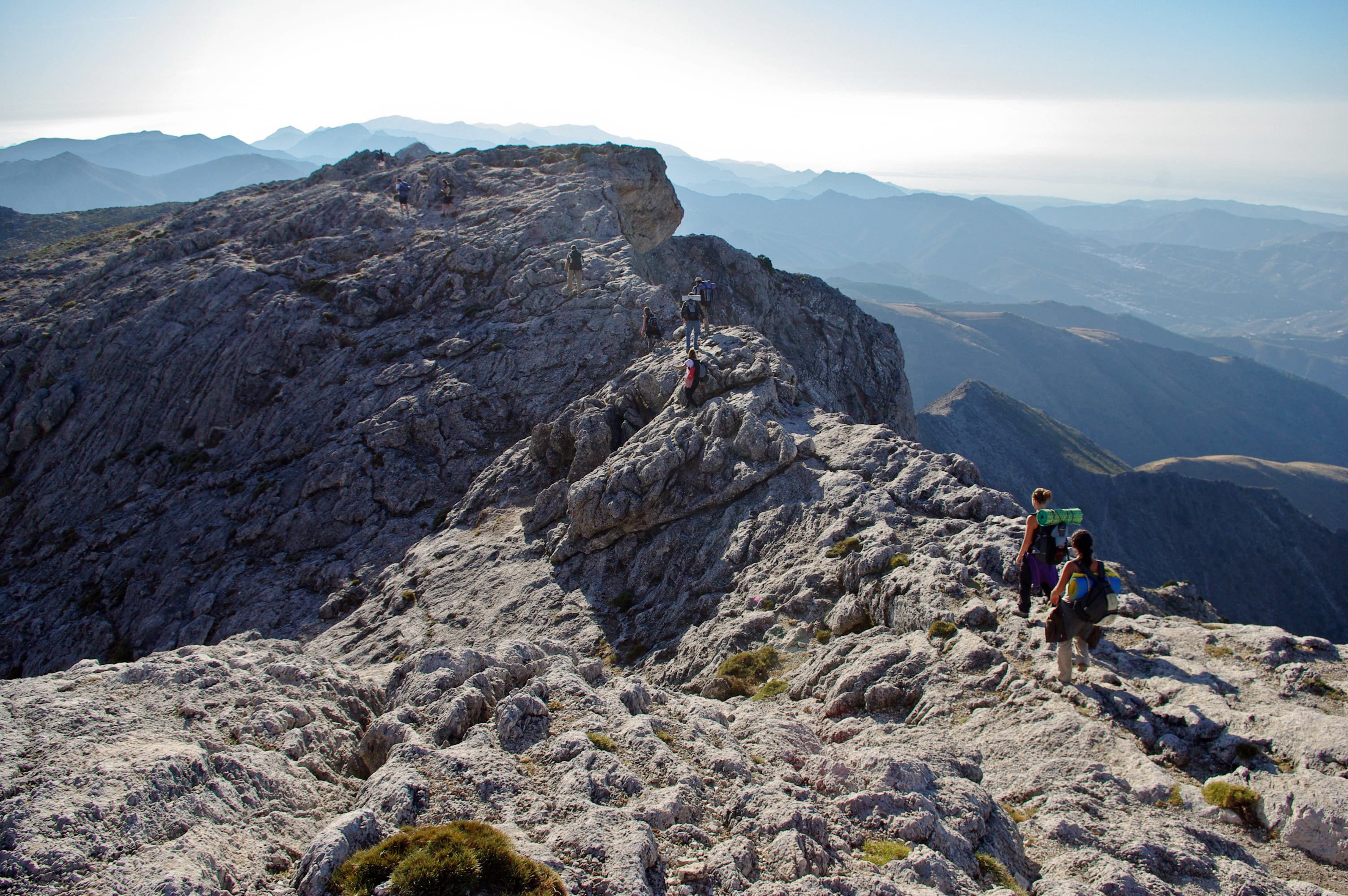 La Maroma: cuatro caminos para hacer cumbre en el pico más alto de Málaga