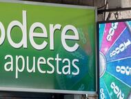 Imagen de archivo del exterior de un salón de apuestas de Codere.