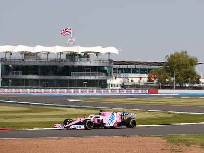 Nico Hulkenber, en acción durante el GP de Silverstone.