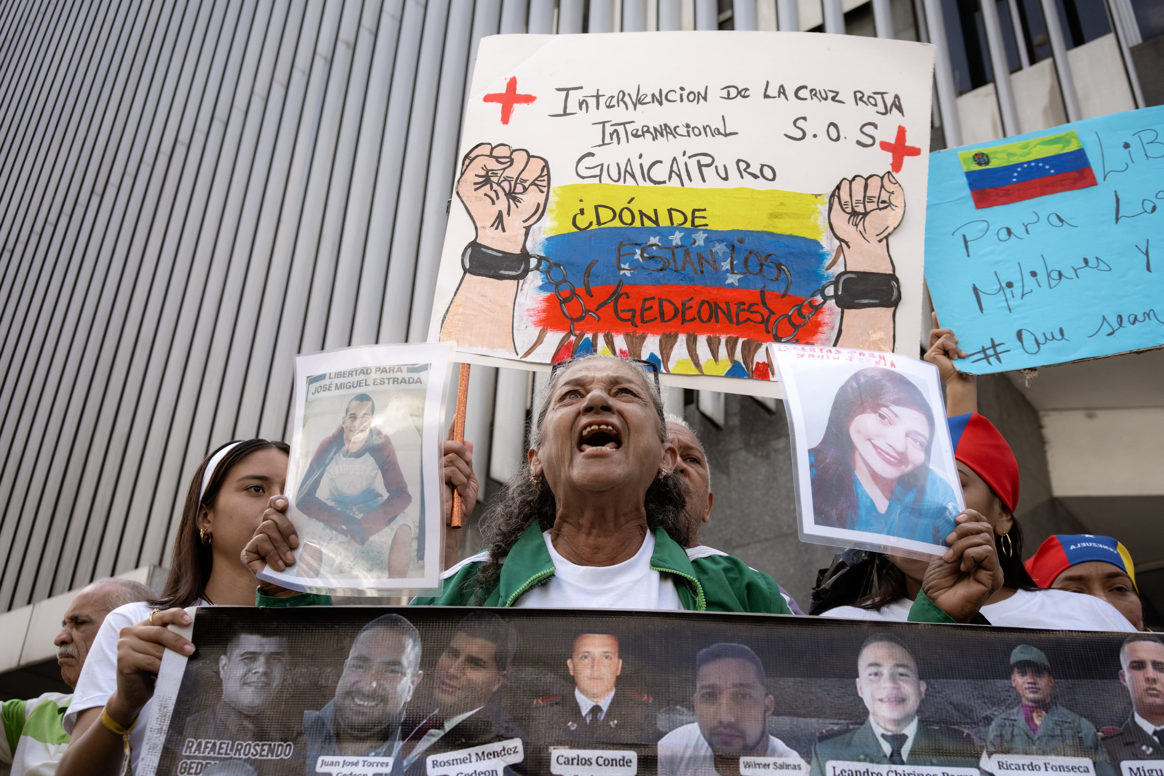 Protesta por las excarcelaciones en Caracas, el 10 de febrero.