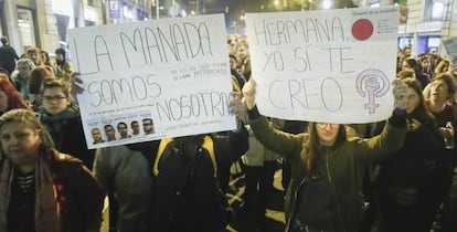 Manifestacion en Barcelona, el pasado noviembre, en apoyo a la víctima de la violación grupal.