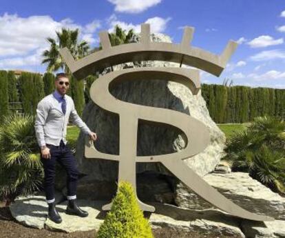 Sergio Ramos en su yeguada de Bollullos de la Mitación (Sevilla).