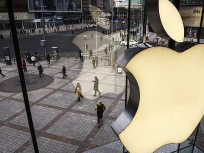 Logo de Apple en una tienda de la compa&ntilde;&iacute;a en Pek&iacute;n. 