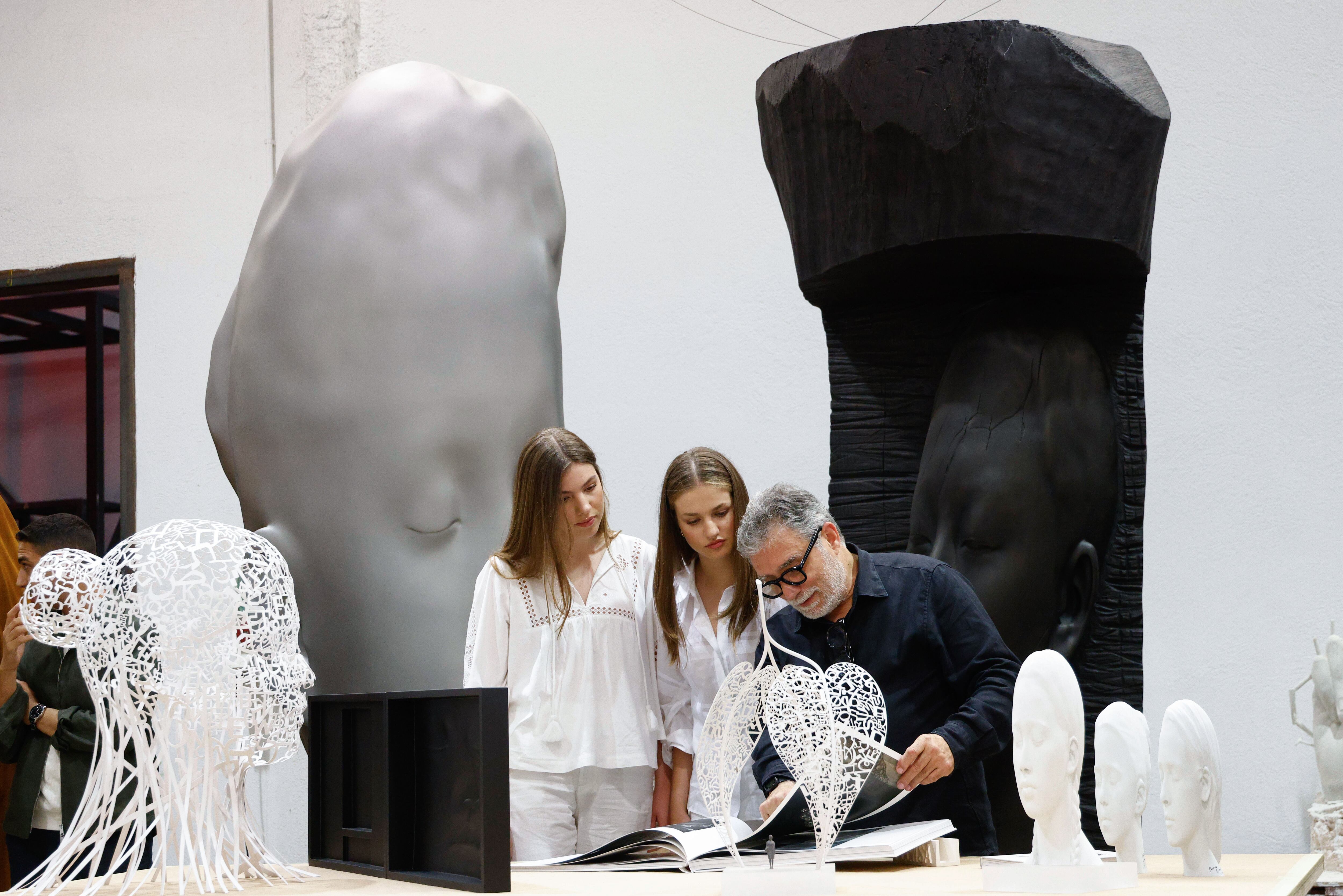 La princesa Leonor vuelve a Cataluña de la mano del escultor Jaume Plensa