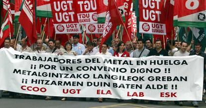 Los cuatro sindicatos vascos unidos en 2004