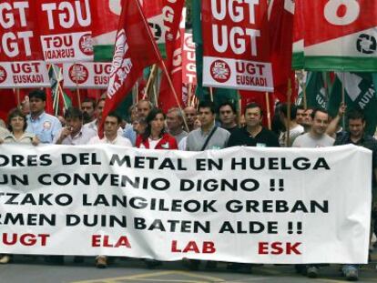 Los cuatro sindicatos vascos unidos en 2004