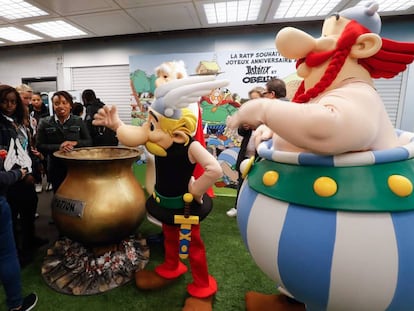 Un acto conmemorativo por el 60 cumpleaños de Astérix en el metro de París, el pasado 9 de octubre.