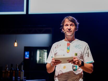 El cocinero René Redzepi, durante su ponencia en San Sebastián Gastronomika, en una imagen proporcionada por la organización.