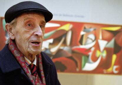 Eugenio Granell, en la sede de su fundación en Santiago