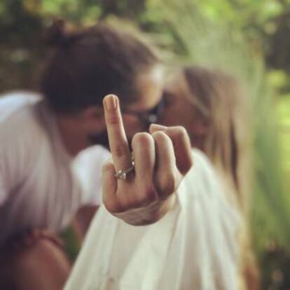 Margot Robbiy y Tom Ackerley, en la imagen publicada por la actriz en su Instagram.