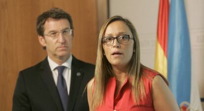 La conselleira de Hacienda, Elena Muñoz, junto al presidente de la Xunta.