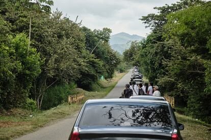 La caravana fúnebre en El Guabito, el 26 de junio.