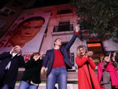 El PSOE cae tres escaños, PP y Vox suben, Podemos se debilita y Ciudadanos se hunde