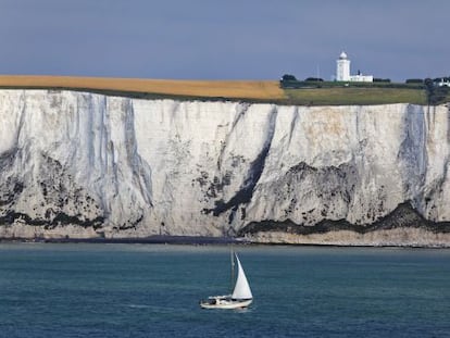 Acantilados blancos en Dover (Reino Unido).