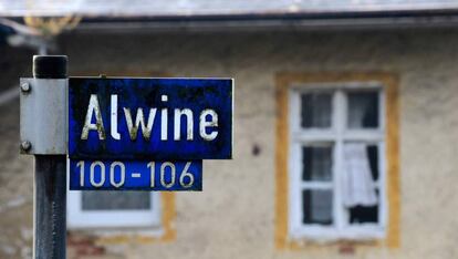La aldea de Alwine ha sido puesta en venta a través de una casa de subastas.