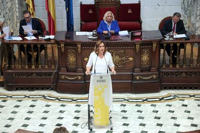 La alcaldesa de Valencia, María José Catalá, durante el debate sobre el estado de la ciudad.