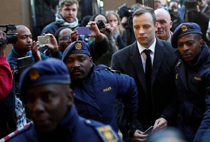 Oscar Pistorius, a su llegada a la Corte Suprema de Pretoria en julio de 2016.