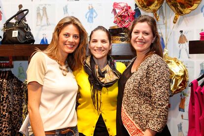 Laura Capó (S Moda), Marta de Pablo (Marketing manager de Anne Klein) y Ana Belén Cruz (S Moda) disfrutando del evento.