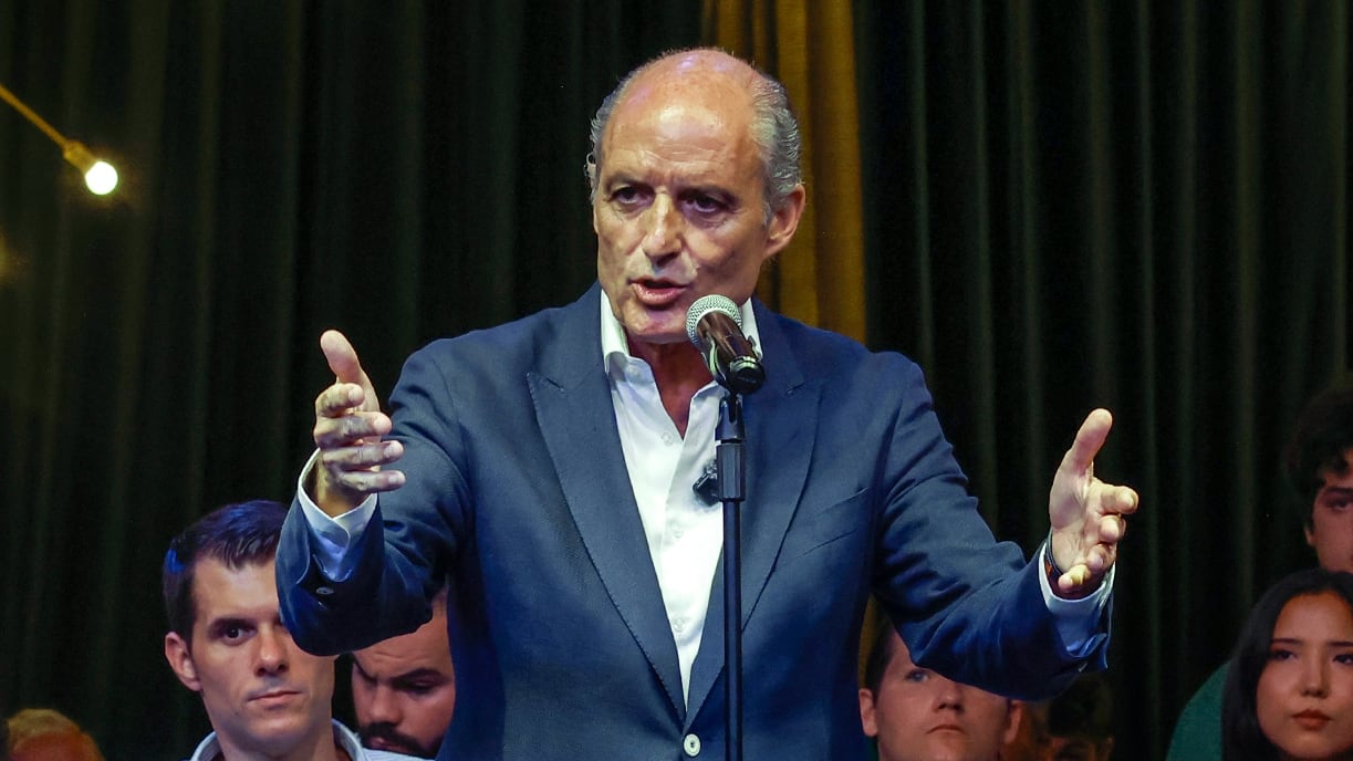 El expresidente de la Generalitat Francisco Camps, el pasado 9 de julio, en un acto con simpatizantes en Valencia.
