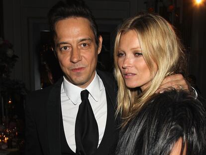 Mientras dormías: Kate Moss se divertía en una gala contra el cáncer