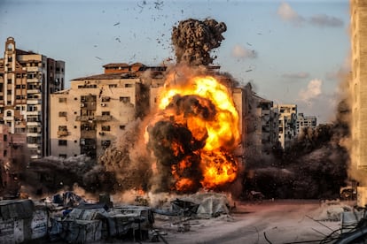 Bombardeo israelí sobre la Torre al-Ruya, en Ciudad de Gaza, Gaza, el 7 de septiembre.
