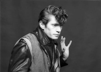 Autorretrato de Mapplethorpe de 1983.