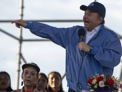 Daniel Ortega y su esposa, la vicepresidenta Rosario Murillo, este miércoles.