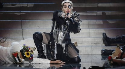Madonna, durante su actuación en Eurovisión.