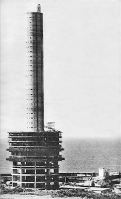 Imagem antiga da construção do Hotel Nacional.