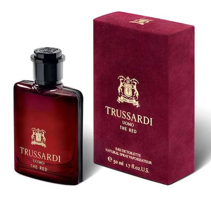 El tono rubí del frasco subraya la audacia de esta creación del perfumista Aurélien Guichard. Amaderado, floral y picante, es un todoterreno que añade una dosis de intriga al día a día. </p> <strong>Precio.</strong> 45,03€/100ml