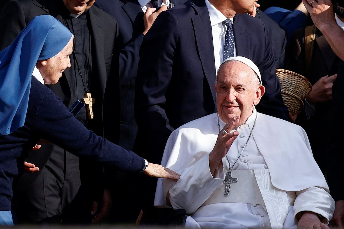 El Papa dice que “los cotilleos son cosa de mujeres” días después de la polémica del “mariconeo” | Sociedad