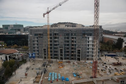 Obras en el barrio de la Zona Franca.