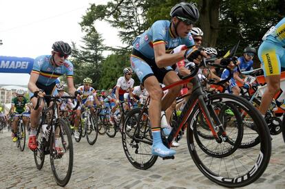 Daan Myngheer (derecha) durante una carrera.