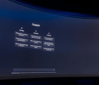 ChatGPT en el monitor de un ordenador