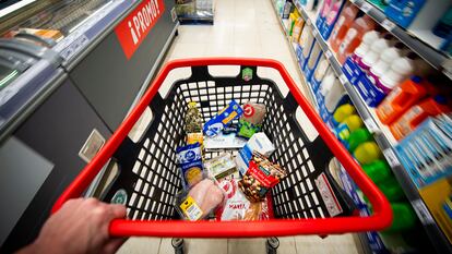 Productos de marca blanca en un supermercado de Madrid, el 25 de octubre de 2023.