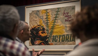 Uno de los carteles realizados durante la guerra civil por Renau. 