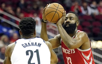 Harden y Graham en el Rockets-Nets. 