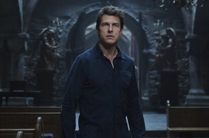 Hoy Tom Cruise se ha puesto al frente de la saga de 'La Momia', la última película que ha estrenado. En su futuro más cercano, está el estreno de una nueva entrega de 'Misión Imposible' y de la segunda película de 'Tom Gun'. Además, compagina su faceta como actor con su trabajo como productor.