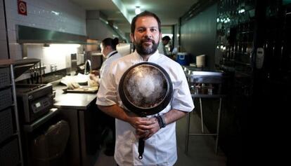 El chef Enrique Olvera en su restaurante Pujol, en el DF.