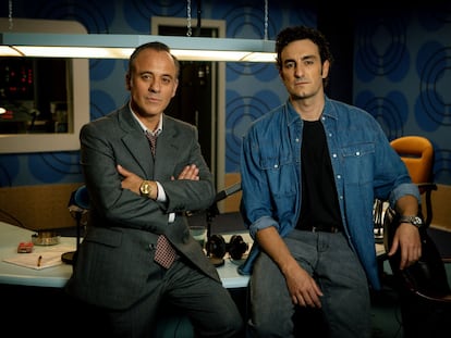 Javier Gutiérrez (izquierda) y Miki Esparbé, protagonistas de 'Reyes de la noche', de Movistar+.