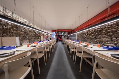 Comedor del restaurante Nado, en Acoruña. 