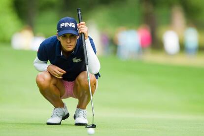 Azahara Muñoz eyes a putt during the final round of the Open de France, which she won last week.